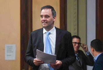 El patrimonio y los viajes de Manuel Adorni están en la mira de la Justicia. El patrimonio y los viajes de Manuel Adorni están en la mira de la Justicia.