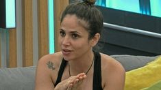 Julieta Poggio pudo interpretar el mensaje que exclamaron desde fuera del reality. Julieta Poggio pudo interpretar el mensaje que exclamaron desde fuera del reality.