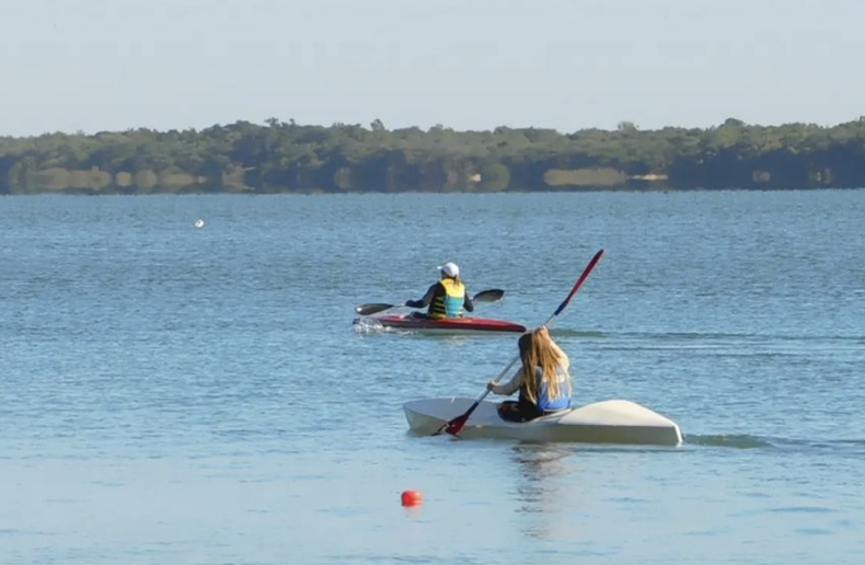 Se acerca el finde largo de abril y las familias ya comienzan a planear sus escapadas por el país. Te dejamos dos lugares cerca de la Ciudad de Buenos Aires.
