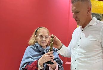 El reconocido conductor despidió sentidamente a su madre.