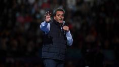 Massa anuncia nuevas inversiones de las automotrices. Massa anuncia nuevas inversiones de las automotrices.