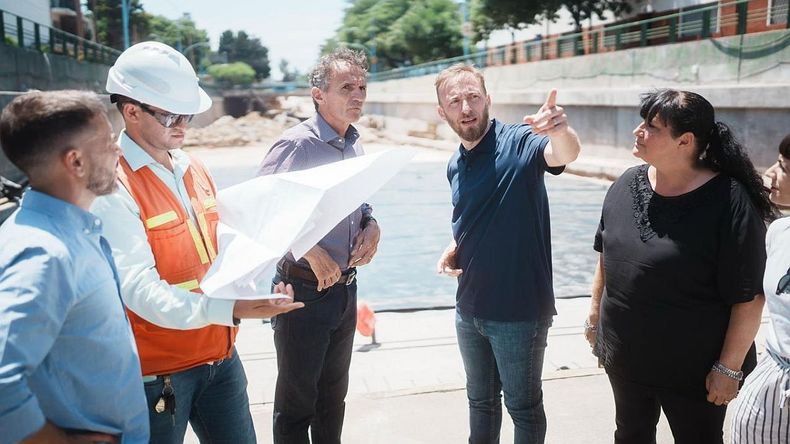 Federico Otermín y Gabriel Katopodis supervisaron la obra del paso bajo nivel de Temperley.