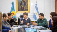 Axel Kicillof junto a Grabois en la gobernación.&nbsp;