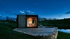 Este pueblo tiene 110 habitantes. Este pueblo tiene 110 habitantes.