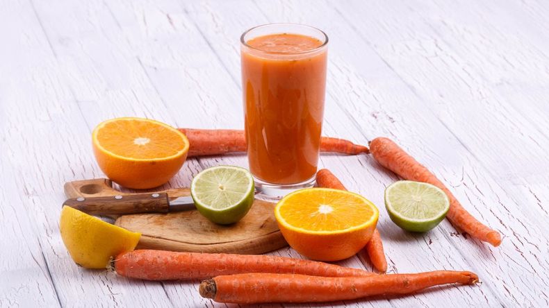 Esta deliciosa combinación no solo proporciona un sabor refrescante, sino que también es una fuente concentrada de vitaminas y minerales esenciales para la salud.  