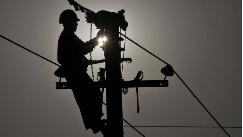 Edenor y Edesur se refirió a los cortes de luz.