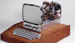 Apple I salió a la venta en julio de 1976.