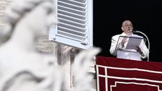 Por un problema de salud, el papa Francisco no dará al Angeluz desde la ventana. Por un problema de salud, el papa Francisco no dará al Angeluz desde la ventana.