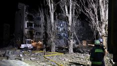 Al menos nueve muertos y 80 heridos tras otro ataque de Rusia a Ucrania contra un edificio. Al menos nueve muertos y 80 heridos tras otro ataque de Rusia a Ucrania contra un edificio.