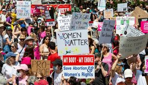 Se manifestaron en defensa del acceso al aborto en los etapas iniciales del embarazo.