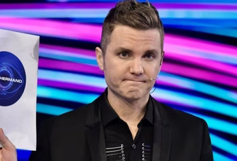 Santiago del Moro, conductor de Gran Hermano. Santiago del Moro, conductor de Gran Hermano.