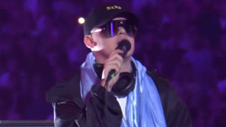 Bizarrap sorprendió a todos en La Velada del Año 4.