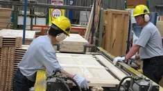 En febrero el empleo asalariado privado cayó un 0,8% respecto a diciembre del 2023 En febrero el empleo asalariado privado cayó un 0,8% respecto a diciembre del 2023