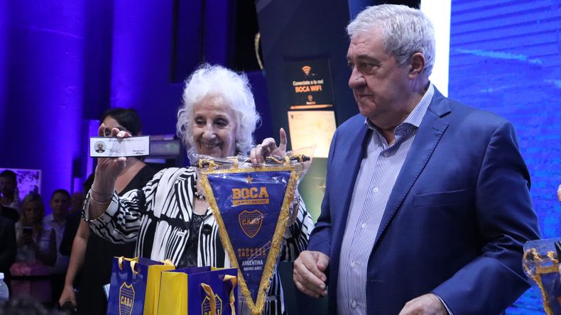&nbsp;Boca homenajeó a Estela de Carlotto: Para mí este día es excepcional