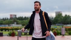 Messi al llegar a la Argentina. Messi al llegar a la Argentina.