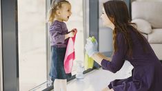 Un grupo particular de AUH puede recibir tanto el monto de la Libreta AUH como un bono de fin de año. Un grupo particular de AUH puede recibir tanto el monto de la Libreta AUH como un bono de fin de año.