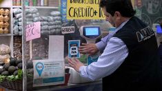 Más de 2 millones de trabajadores informales que cobran el refuerzo, ingresan al Compre Sin Iva Más de 2 millones de trabajadores informales que cobran el refuerzo, ingresan al Compre Sin Iva