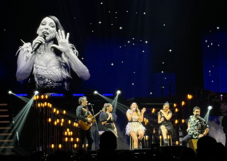 Flor Bertotti agotó 12 fechas en el Movistar Arena.