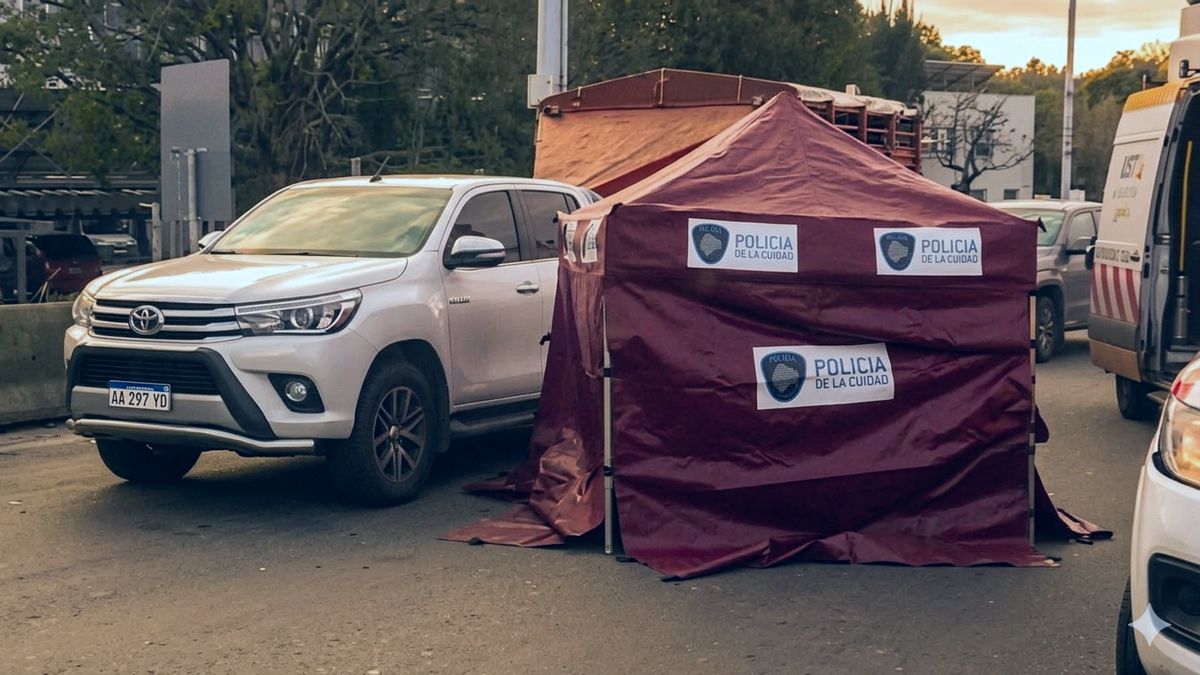 Accidente fatal en la Autopista Perito Moreno: un muerto y un herido en grave estado