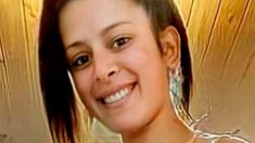 La víctima de femicidio fue encontrada en un descampado de La Plata. La víctima de femicidio fue encontrada en un descampado de La Plata.