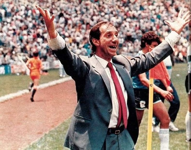 El entrenador festeja en México 1986