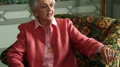 La actriz británica murió en su casa de Los Angeles a los 96 años.