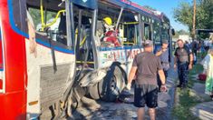 choque en la matanza: el chofer del camion que embistio al colectivo se nego a declarar y seguira arrestado choque en la matanza: el chofer del camion que embistio al colectivo se nego a declarar y seguira arrestado