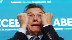 Macri aseguró que el salario real cayó a la mitad y que hay 4 millones más de pobres. Macri aseguró que el salario real cayó a la mitad y que hay 4 millones más de pobres.