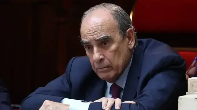 El jefe de Gabinete expuso la causa de la determinación.