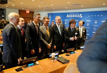 Javier Milei en la cumbre del Escudo de las Américas.