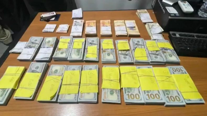 Los diputados piden que Bullrich también que amplíe su admisión de compra de votos para aprobar la ley (bases).&nbsp;