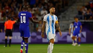 Argentina no pudo frente al local y quedó eliminado de los JJOO.