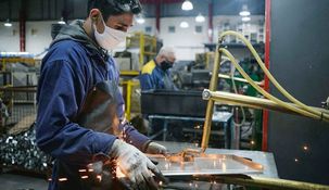 El plan Argentina Productiva 2030 busca crear 2 millones de empleos formales.