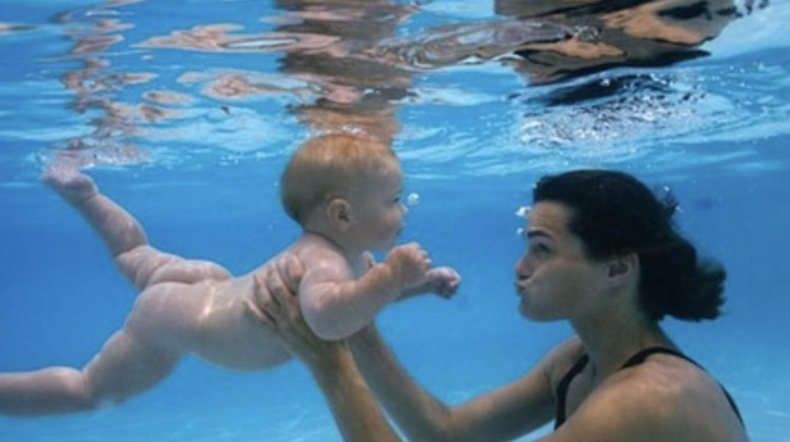 Los momentos previos a la famosa foto de portada del disco Nevermind
