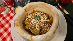 El bodegón barato cerca de Buenos Aires para comer pastas de una forma inusual. El bodegón barato cerca de Buenos Aires para comer pastas de una forma inusual.