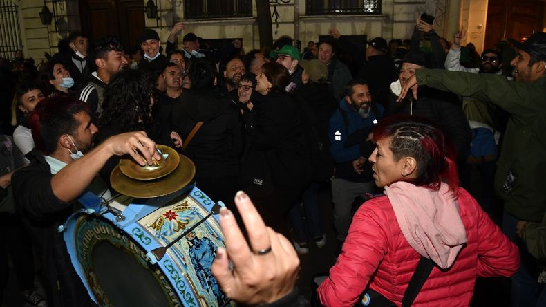 Continúan las movilizaciones en apoyo a Cristina Kirchner