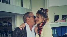 El festejo y el súper regalo que recibió Tini Violetta Stoessel por su cumpleaños El festejo y el súper regalo que recibió Tini Violetta Stoessel por su cumpleaños