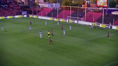 Cardona le deja la pelota en los pies a Rodríguez para el descuento de Patronato.