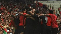 Este jugador integró el plantel de Newells que ganó el Apertura 2004. Este jugador integró el plantel de Newells que ganó el Apertura 2004.