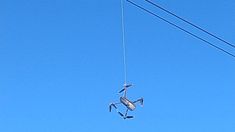 El aparato electrónico fue hallado a metros de la prisión. El aparato electrónico fue hallado a metros de la prisión.