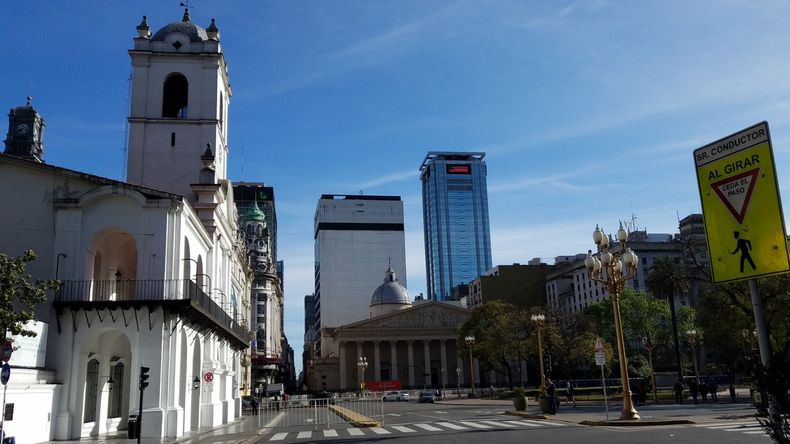 El domingo estará soleado y con una máxima de 14°.