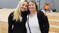 Adriana Velázquez de 52 años y su hija Mariana Bustos de 25 vivían en el barrio Thompson. Adriana Velázquez de 52 años y su hija Mariana Bustos de 25 vivían en el barrio Thompson.