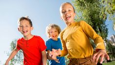 AUH se extiende y alcanzará a un grupo particular de beneficiarios. AUH se extiende y alcanzará a un grupo particular de beneficiarios.