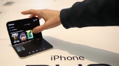 La empresa de la manzana presentó un nuevo producto y los primeros errores ya aparecieron.