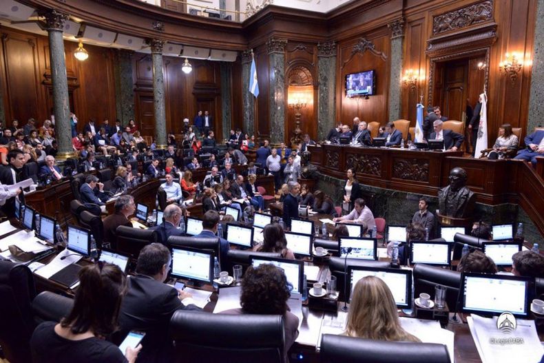 Ricardo Caruso Lombardi buscará ocupar una banca en la Legislatura porteña.
