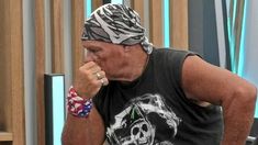 La preocupación de Alfa comienza a hacerse presente. La preocupación de Alfa comienza a hacerse presente.