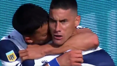 Leonardo Morales anotó el empate parcial para Gimnasia contra Boca. Leonardo Morales anotó el empate parcial para Gimnasia contra Boca.