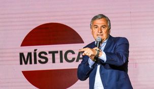 Morales aseguró que en el PRO no pueden manejar ni un auto en la calesita