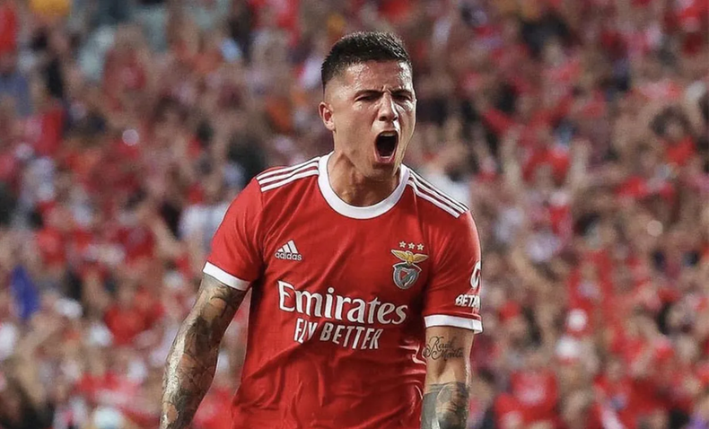 Enzo Fernández no para de hacer goles en Benfica.