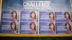 Nuevo Encuentro lanzó una campaña nacional de vía pública en respaldo a Cristina.